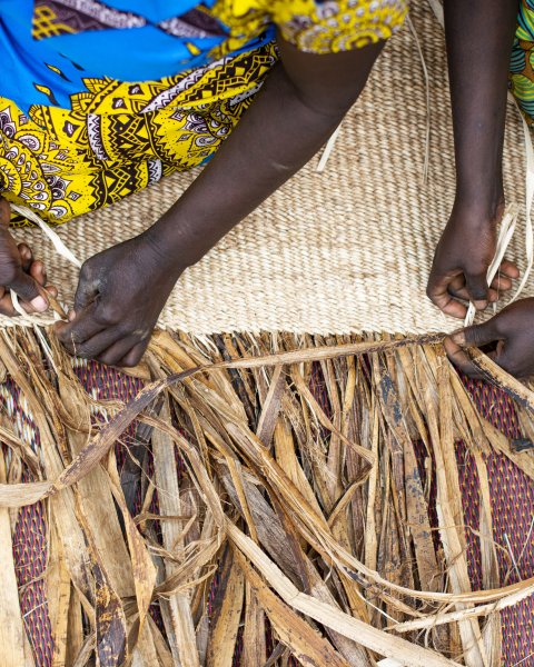 Weavers at RICA