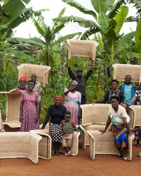 Weavers at RICA