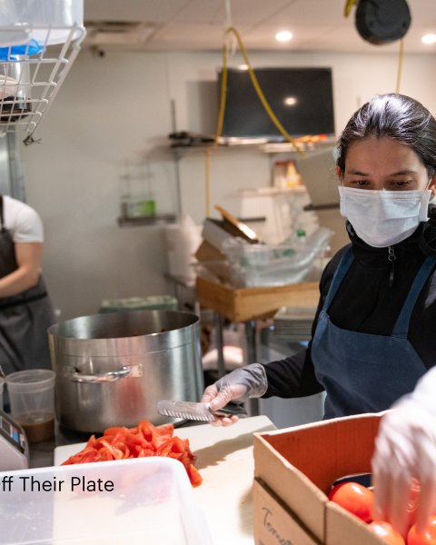 Employees at PAGU in Boston prepare meals for frontline workers (photo: Keiko Hiromi).