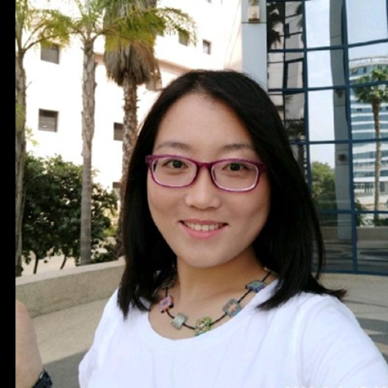 Photo of Julie Wang