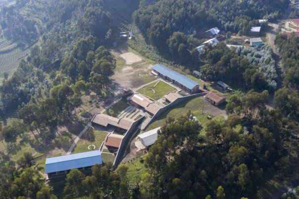 Aerial of Ruhehe Primary School, Copyright Iwan Baan