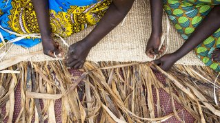Weavers at RICA